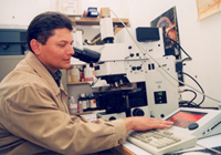 El doctor Jorge Manzo Denes, coordinador del Centro de Investigaciones Cerebrales de la Universidad Veracruzana y miembro de la Academia Mexicana de Ciencias.