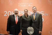 El doctor Rafael Lazcano Ascencio, investigador del Instituto Nacional de Salud Pública; Adriana Gómez, directora general de TennSmart; y Ricardo Mújica González, director ejecutivo de la Fundación Carlos Slim.