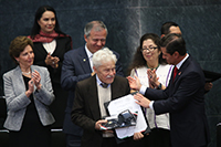 Doctor Ricardo Chicurel Uziel Premio Nacional de Ciencias 2018 en el campo de Tecnología, Innovación y Diseño.