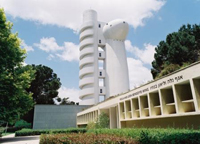 Exterior del Instituto Weizmann en Rehovot, Israel.