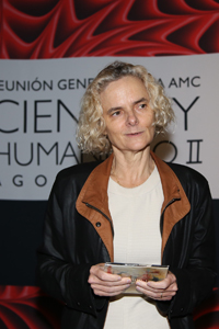 La directora del Instituto Nacional sobre el Abuso de Drogas (NIDA, sus siglas en inglés), Nora Volkow, participó con la plenaria “¿Qué sabemos de la adicción?”, en el marco de la Reunión General de la AMC Ciencia y Humanismo II.