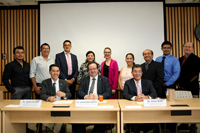 Jaime Urrutia, presidente de la AMC; Leonardo Lomelí, secretario general de la UNAM; y Javier Nieto, coordinador general de Posgrado, presentaron a los estudiantes de doctorado de la UNAM que viajarán a Australia en el marco de un programa de estancias académicas de doctorado; y sus respectivos tutores.