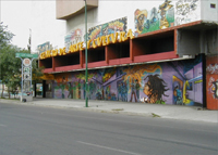 El Cine Francisco Villa, que estuvo abandonado por más de 10 años, es la sede de este Centro Cultural El Circo Volador.
